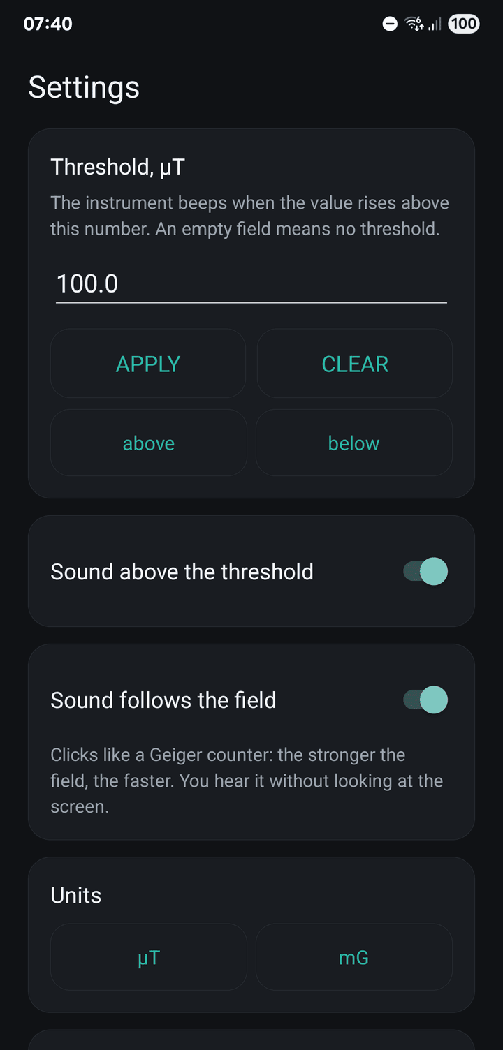 Settings with a threshold in µT, sound options and a choice of µT or mG